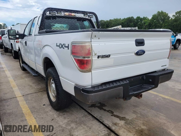 2014 Ford F-150 XL with VIN 1FTFX1EF4EKE59231, listed as a IAAI auction lot 42631384 with 279,670 mi miles and . Bid and sale history available at DreamBid. Image 9.