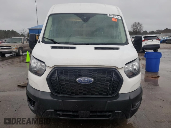 2022 Ford Transit Cargo with VIN 1FTBR1C89NKA66564, listed as a Copart auction lot 44932975 with 64,544 mi miles and Salvage Title. Bid and sale history available at DreamBid. Image 5.