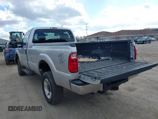 2016 Ford F-250 XLT с VIN 1FTBF2B61GEB11867, выставлен на аукционе IAAI как лот 41858547 с пробегом 96 059 миль миль и . История ставок и продаж доступна на DreamBid. Изображение 3.