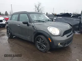 2014 MINI Countryman S z VIN WMWZC5C55EWP38431, wystawiony jako IAAI lot #41710523 z przebiegiem 153 441 mil mil oraz . Historia ofert i sprzedaży dostępna na DreamBid. Obrazek 1.