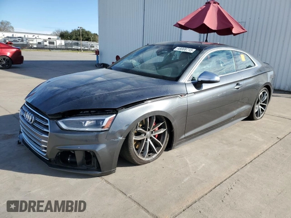 2018 Audi S5 Premium Plus z VIN WAUP4AF50JA001752, wystawiony jako Copart lot #48008715 z przebiegiem 43 150 mil mil oraz Szkoda całkowita • Salvage title. Historia ofert i sprzedaży dostępna na DreamBid. Obrazek 1.