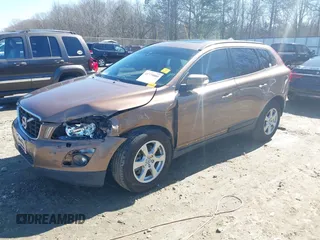 2010 Volvo XC60 3.2L with VIN YV4982DL5A2072427, listed as a IAAI auction lot 41779880 with 94,333 mi miles. Bid and sale history available at carsss.com. Image 18.