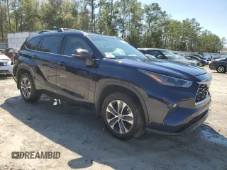 2023 Toyota Highlander L with VIN 5TDKDRBH1PS047307, listed as a Copart auction lot 48477805 with 28,221 mi miles and Salvage title. Bid and sale history available at DreamBid. Image 4.