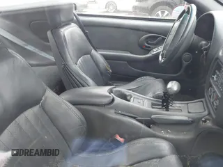 1994 Pontiac Firebird Formula z VIN 2G2FV22P2R2250731, wystawiony jako IAAI lot #42197238 z przebiegiem 97 175 mil mil oraz . Historia ofert i sprzedaży dostępna na DreamBid. Obrazek 5.