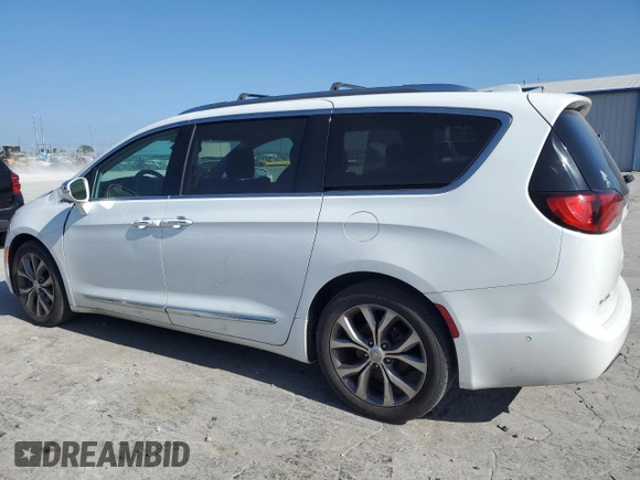 2018 Chrysler Pacifica Limited with VIN 2C4RC1GG0JR259957, listed as a Copart auction lot 66888725 with 131,371 mi miles and Clean title. Bid and sale history available at DreamBid. Image 2.