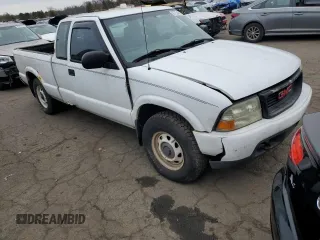 2001 GMC Sonoma SLS w/1SH Pkg with VIN 1GTDT19W618217027, listed as a Copart auction lot 87254654 with 162,109 mi miles and Salvage Title. Bid and sale history available at carsss.com. Image 4.