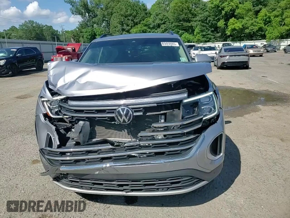 2024 Volkswagen Atlas SE z VIN 1V2JR2CA6RC538030, wystawiony jako Copart lot #58505685 z przebiegiem 32 613 mil mil oraz Szkoda całkowita • Salvage title. Historia ofert i sprzedaży dostępna na DreamBid. Obrazek 14.