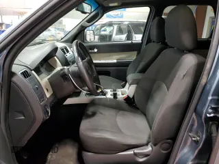 2010 Mercury Mariner with VIN 4M2CN9BG6AKJ07924, listed as a Copart auction lot 82535624 with 111,783 mi miles and Salvage Title. Bid and sale history available at carsss.com. Image 7.