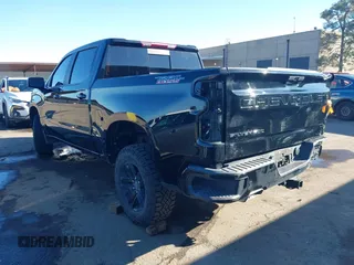 2021 Chevrolet Silverado 1500 LT Trail Boss with VIN 1GCPYFEL8MZ254411, listed as a IAAI auction lot 41313530 with 32,409 mi miles and . Bid and sale history available at DreamBid. Image 3.