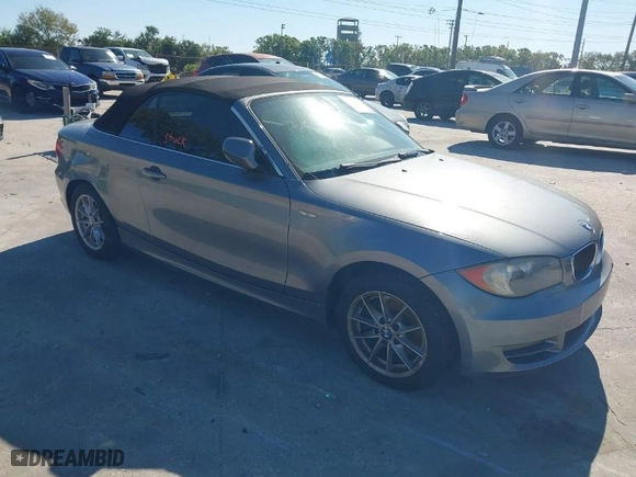 2010 BMW 1 Series 128i with VIN WBAUL7C50AVJ78338, listed as a IAAI auction lot 41736368 with 1 mi miles. Bid and sale history available at carsss.com. Image 1.