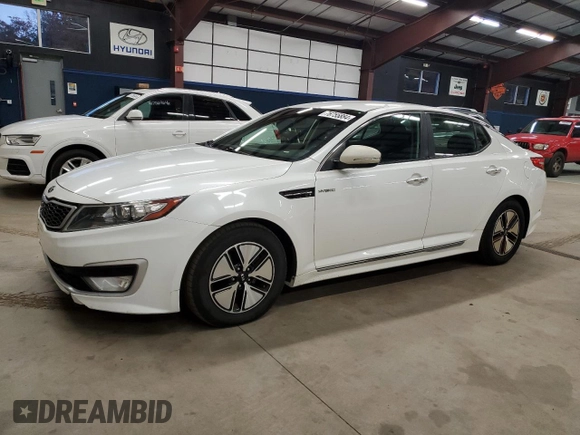 2013 Kia Optima Hybrid LX with VIN KNAGM4AD7D5048905, listed as a Copart auction lot 76755884 with 135,409 mi miles and Clean Title. Bid and sale history available at carsss.com. Image 1.