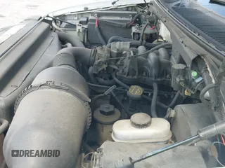 2001 Ford F-150 XL с VIN 1FTZX17241NA34480, выставлен на аукционе IAAI как лот 42613506 с пробегом 206 207 миль миль и . История ставок и продаж доступна на DreamBid. Изображение 19.