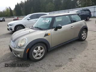2009 MINI Cooper Hardtop with VIN WMWMF33579TW72865, listed as a Copart auction lot 51602275 with 111,410 mi miles and Clean Title. Bid and sale history available at carsss.com. Image 1.