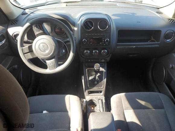 2016 Jeep Patriot Sport with VIN 1C4NJPBB0GD784032, listed as a Copart auction lot 72556174 with 110,218 mi miles and Salvage Title. Bid and sale history available at carsss.com. Image 8.