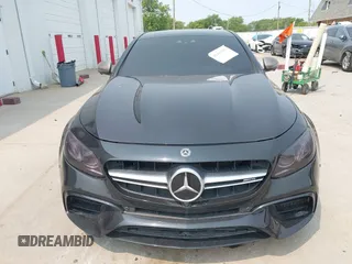 2019 Mercedes-Benz E 63 S AMG with VIN WDDZF8KB0KA534959, listed as a IAAI auction lot 42401507 with 61,356 mi miles and . Bid and sale history available at DreamBid. Image 12.