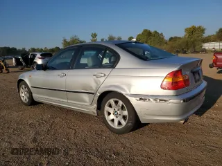 2005 BMW 3 Series 325xi with VIN WBAEU33455PR17313, listed as a Copart auction lot 70640414 with 96,150 mi miles and Salvage Title. Bid and sale history available at carsss.com. Image 2.