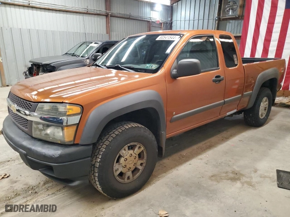 2006 Chevrolet Colorado Work Truck with VIN 1GCDT196268285512, listed as a Copart auction lot 80541544 with 124,196 mi miles and Clean Title. Bid and sale history available at carsss.com. Image 1.