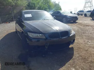 2011 BMW 3 Series 328i xDrive z VIN WBAPK5G55BNN79304, wystawiony jako IAAI lot #42166372 z przebiegiem 115 730 mil mil oraz . Historia ofert i sprzedaży dostępna na DreamBid. Obrazek 14.