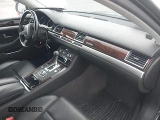 2008 Audi A8 z VIN WAULV94E18N000772, wystawiony jako IAAI lot #42210393 z przebiegiem 147 026 mil mil oraz . Historia ofert i sprzedaży dostępna na DreamBid. Obrazek 5.
