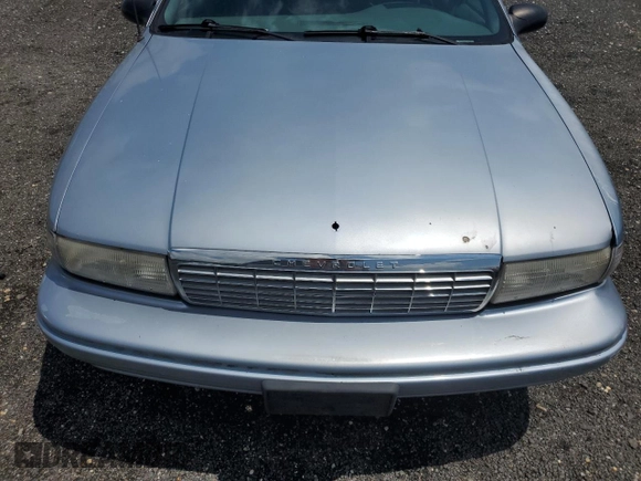 1995 Chevrolet Caprice with VIN 1G1BL52P8SR191830, listed as a Copart auction lot 64043925 with 154,320 mi miles and Clean title. Bid and sale history available at DreamBid. Image 11.