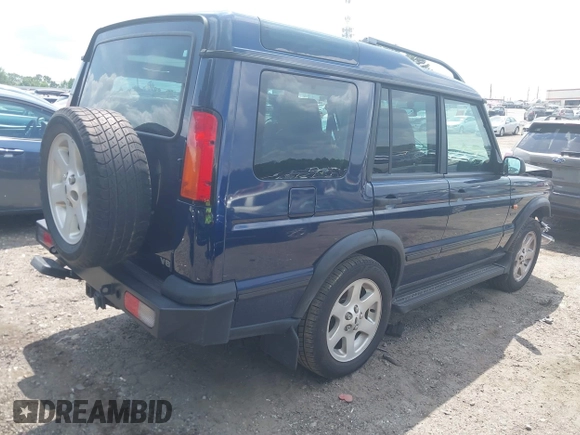 2003 Land Rover Discovery with VIN SALTR16483A787662, listed as a IAAI auction lot 42140472 with 122,446 mi miles and . Bid and sale history available at DreamBid. Image 4.