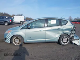 2013 Ford C-Max SE with VIN 1FADP5AU9DL506920, listed as a IAAI auction lot 42105665 with 194,064 mi miles. Bid and sale history available at carsss.com. Image 14.