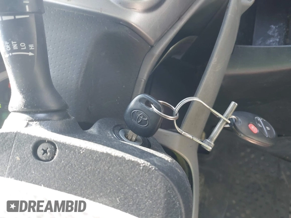 2014 Toyota Tacoma with VIN 3TMLU4EN4EM154261, listed as a IAAI auction lot 42119237 with 211,929 mi miles and . Bid and sale history available at DreamBid. Image 11.