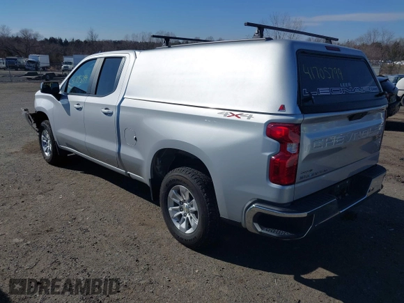 2020 Chevrolet Silverado 1500 LT with VIN 1GCRYDEK6LZ320831, listed as a IAAI auction lot 41705799 with 66,149 mi miles. Bid and sale history available at carsss.com. Image 3.