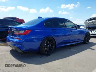 2020 BMW 3 Series 330i с VIN 3MW5R1J07L8B39937, выставлен на аукционе IAAI как лот 42407215 с пробегом 54 611 миль миль и . История ставок и продаж доступна на DreamBid. Изображение 4.