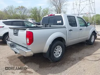 2018 Nissan Frontier Pro-4X with VIN 1N6AD0EV4JN747471, listed as a IAAI auction lot 42061739 with 43,661 mi miles and . Bid and sale history available at DreamBid. Image 4.