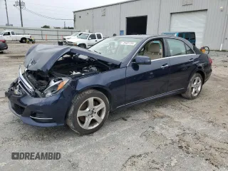 2014 Mercedes-Benz E-Class E 350 Luxury with VIN WDDHF8JB5EA837141, listed as a Copart auction lot 75461734 with 68,617 mi miles and Salvage Title. Bid and sale history available at carsss.com. Image 1.