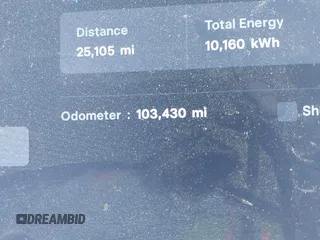 2016 Tesla Model X 70D with VIN 5YJXCBE22GF017499, listed as a IAAI auction lot 42192962 with 103,430 mi miles and . Bid and sale history available at DreamBid. Image 15.