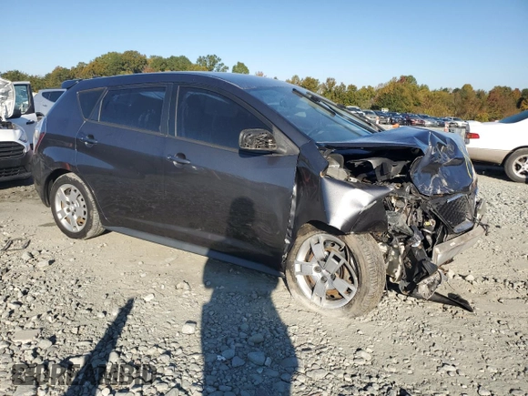 2009 Pontiac Vibe w/1SB with VIN 5Y2SP67049Z473521, listed as a Copart auction lot 76947204 with 185,831 mi miles and Salvage Title. Bid and sale history available at carsss.com. Image 4.