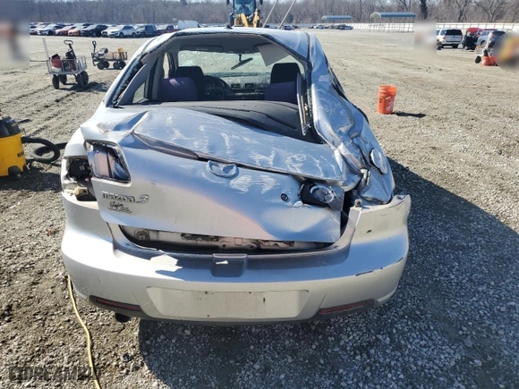 2007 Mazda Mazda3 i Sport with VIN JM1BK12F771738070, listed as a Copart auction lot 45780395 with 189,640 mi miles and Salvage Title. Bid and sale history available at carsss.com. Image 6.
