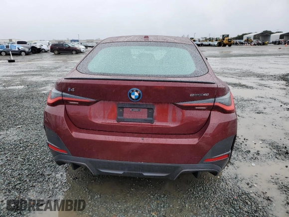 2024 BMW i4 eDrive40 z VIN WBY73AW05RFS90523, wystawiony jako Copart lot #49114805 z przebiegiem 12 323 mil mil oraz Szkoda całkowita • Salvage title. Historia ofert i sprzedaży dostępna na DreamBid. Obrazek 6.