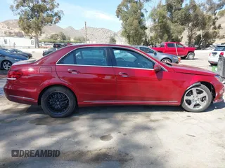 2015 Mercedes-Benz E 350 Sport с VIN WDDHF5KB4FB094013, выставлен на аукционе IAAI как лот 42079104 с пробегом 77 698 миль миль и . История ставок и продаж доступна на DreamBid. Изображение 13.