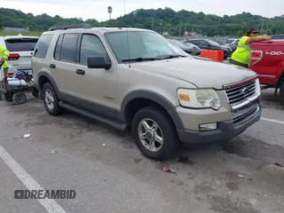 2006 Ford Explorer XLT with VIN 1FMEU73E56UB74573, listed as a IAAI auction lot 42383380 with 224,359 mi miles and . Bid and sale history available at DreamBid. Image 1.