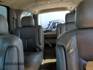 2005 Chevrolet Suburban Z71 with VIN 3GNFK16Z35G260337, listed as a Copart auction lot 69217274 with 331,546 mi miles and Salvage Title. Bid and sale history available at carsss.com. Image 10.