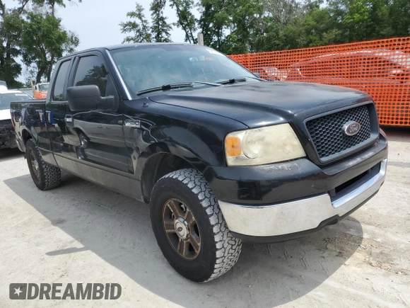 2005 Ford F-150 XLT z VIN 1FTPX12515FB44007, wystawiony jako Copart lot #54070015 z przebiegiem 153 580 mil mil oraz Szkoda całkowita • Salvage title. Historia ofert i sprzedaży dostępna na DreamBid. Obrazek 4.