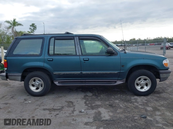 1997 Ford Explorer XLT with VIN 1FMDU32P3VZB34002, listed as a IAAI auction lot 41620592 with 227,461 mi miles and . Bid and sale history available at DreamBid. Image 14.