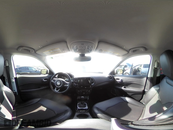 2019 Jeep Compass Latitude z VIN 3C4NJCBB7KT743456, wystawiony jako IAAI lot #41230833 z przebiegiem 125 340 mil mil oraz . Historia ofert i sprzedaży dostępna na DreamBid. Obrazek 18.