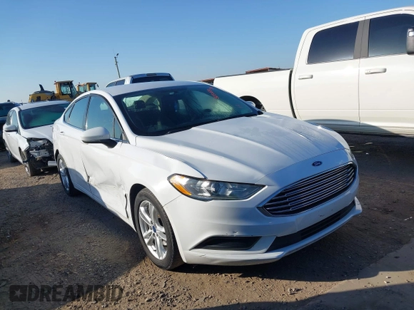 2018 Ford Fusion SE with VIN 3FA6P0H70JR250014, listed as a IAAI auction lot 41990580 with 121,628 mi miles. Bid and sale history available at carsss.com. Image 13.