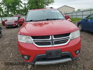 2018 Dodge Journey R/T with VIN 3C4PDDFG9JT477013, listed as a Copart auction lot 59597695 with 151,102 mi miles and Salvage title. Bid and sale history available at DreamBid. Image 5.