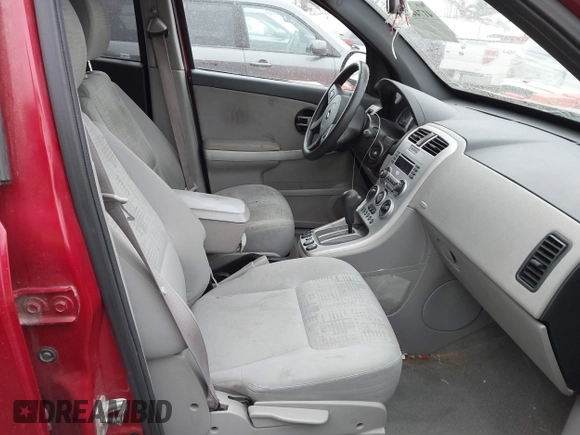 2005 Chevrolet Equinox LS with VIN 2CNDL23F656022549, listed as a IAAI auction lot 41744319 with 151,935 mi miles. Bid and sale history available at carsss.com. Image 5.