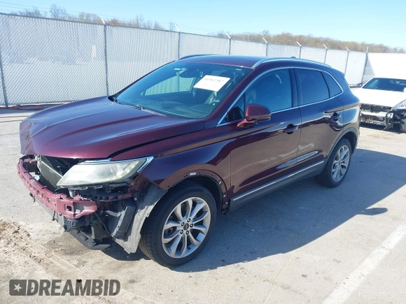 2016 Lincoln MKC Select z VIN 5LMCJ2C96GUJ00891, wystawiony jako IAAI lot #41962387 z przebiegiem 173 999 mil mil oraz . Historia ofert i sprzedaży dostępna na DreamBid. Obrazek 18.