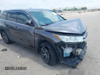 2018 Toyota Highlander LE with VIN 5TDZARFH1JS038079, listed as a IAAI auction lot 42369968 with 83,706 mi miles and . Bid and sale history available at DreamBid. Image 1.