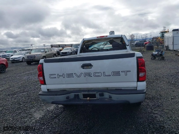 2007 Chevrolet Silverado 1500 Classic Work Truck with VIN 1GCEC14X77Z132477, listed as a IAAI auction lot 41651740 with 134,681 mi miles. Bid and sale history available at carsss.com. Image 16.