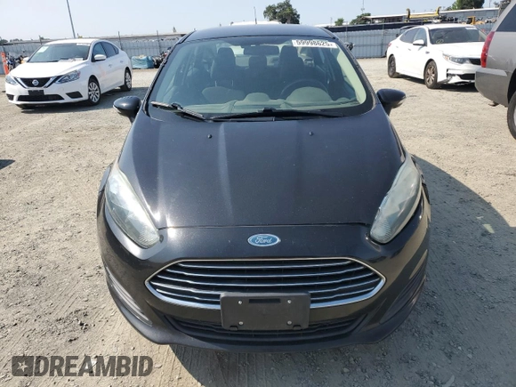2015 Ford Fiesta SE z VIN 3FADP4BJXFM146122, wystawiony jako Copart lot #59998625 z przebiegiem 114 191 mil mil oraz Czysty tytuł • Clean title. Historia ofert i sprzedaży dostępna na DreamBid. Obrazek 5.