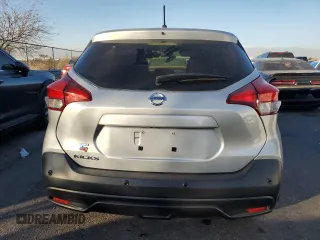2020 Nissan Kicks S z VIN 3N1CP5BV8LL532606, wystawiony jako Copart lot #43812445 z przebiegiem 79 855 mil mil oraz Szkoda całkowita • Salvage title. Historia ofert i sprzedaży dostępna na DreamBid. Obrazek 6.