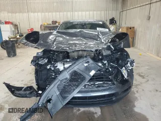 2019 Porsche Macan with VIN WP1AA2A50KLB01997, listed as a Copart auction lot 58163905 with 38,106 mi miles and Salvage title. Bid and sale history available at DreamBid. Image 5.